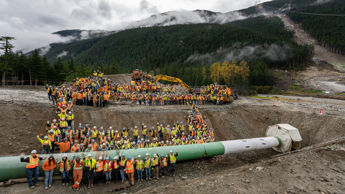 cgl-final-weld-group-shot-1200x675.jpg